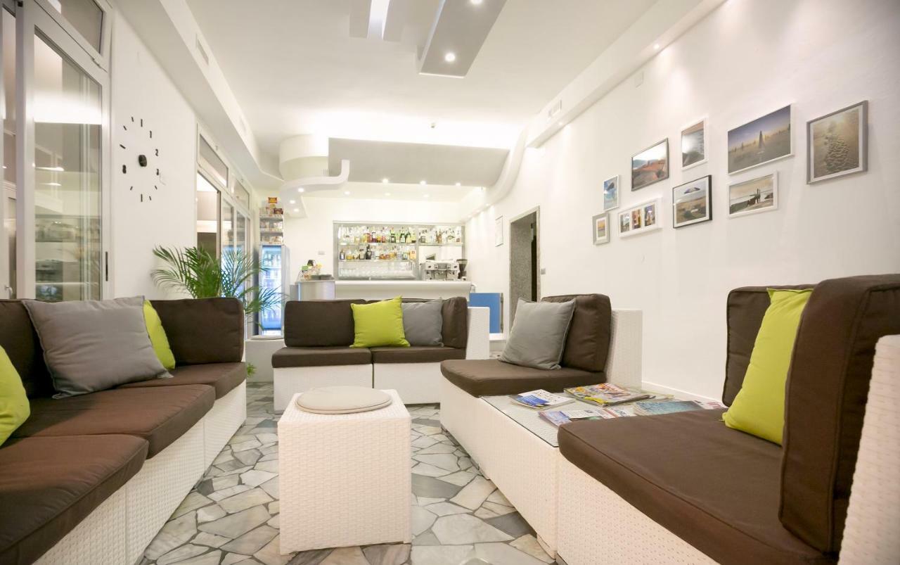 Hotel Fabris Caorle Exterior foto